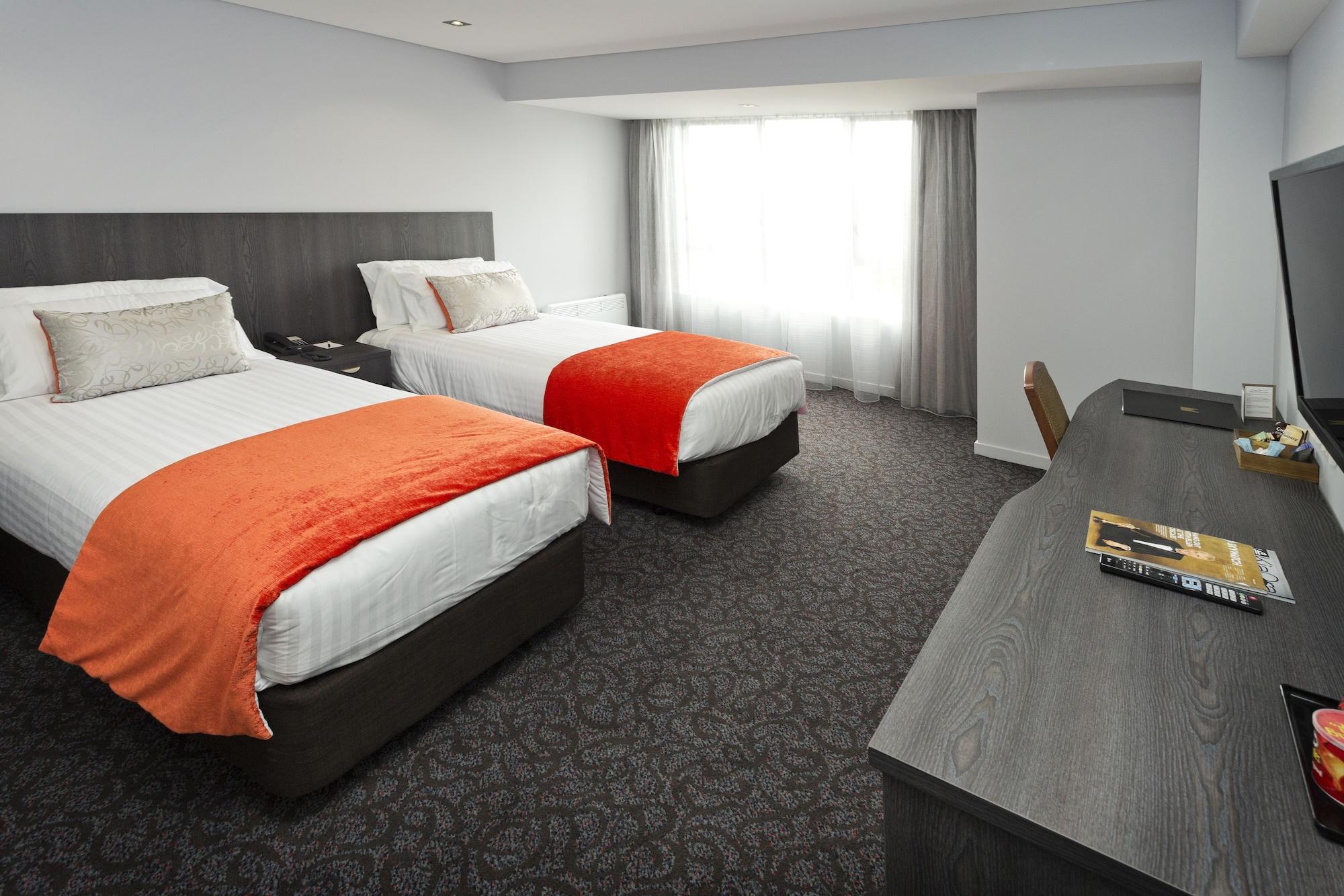 Copthorne Hotel 4*